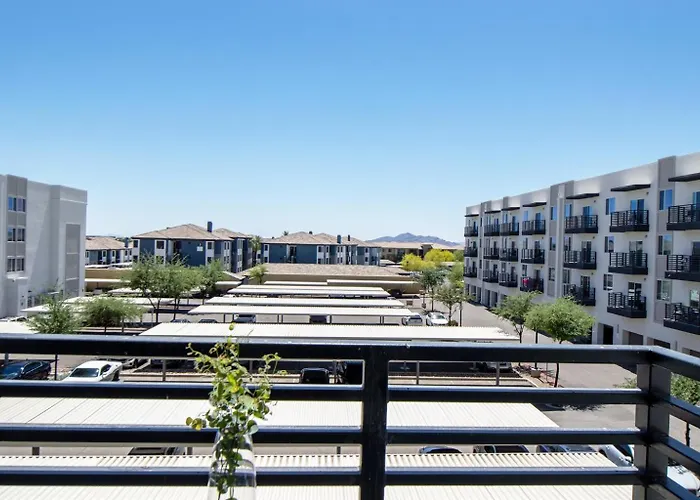 Apartment Kierland Golf Heated Pool Rooftop Views *